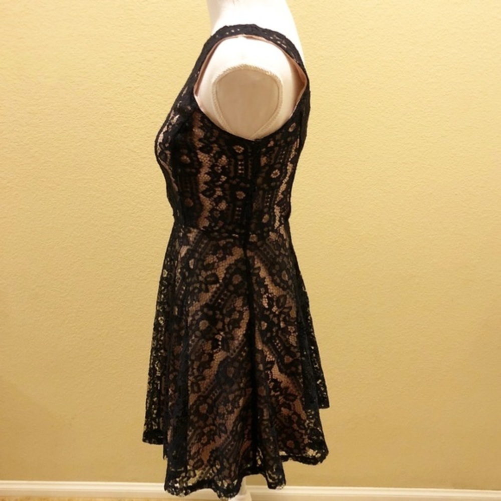 Speechless laced crochet black dress size XS or - Picture 3 of 7